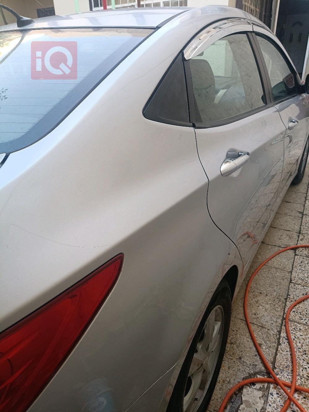 هیوندای ئەکسنت